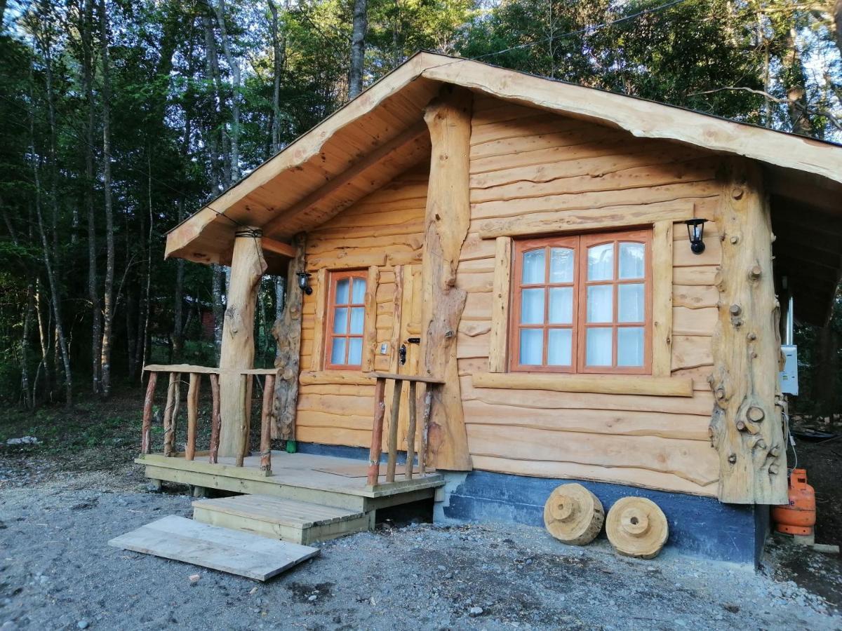 Cabanas Los Canelos Hermosa Granja En プコン エクステリア 写真